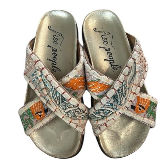 Free People Wildflowers crossband slides slip on sandals size 36 or 6 - Picture 1 of 9